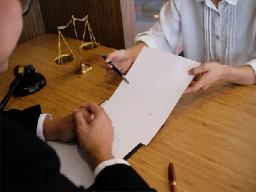 "哪些交通事故可免于立案？法律细节解析"